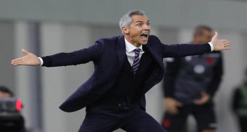 مصدر ليلا كورة: سوزا طلب 170 ألف دولار و6 معاونين.. ولن نقبل ذلك